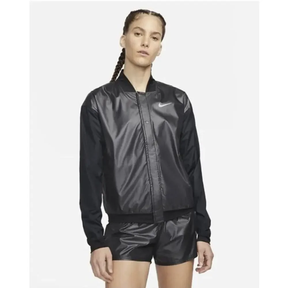 Nike Running Women’s Bomber Jacket Black Reflective Logo Lightweight Zip Size M
